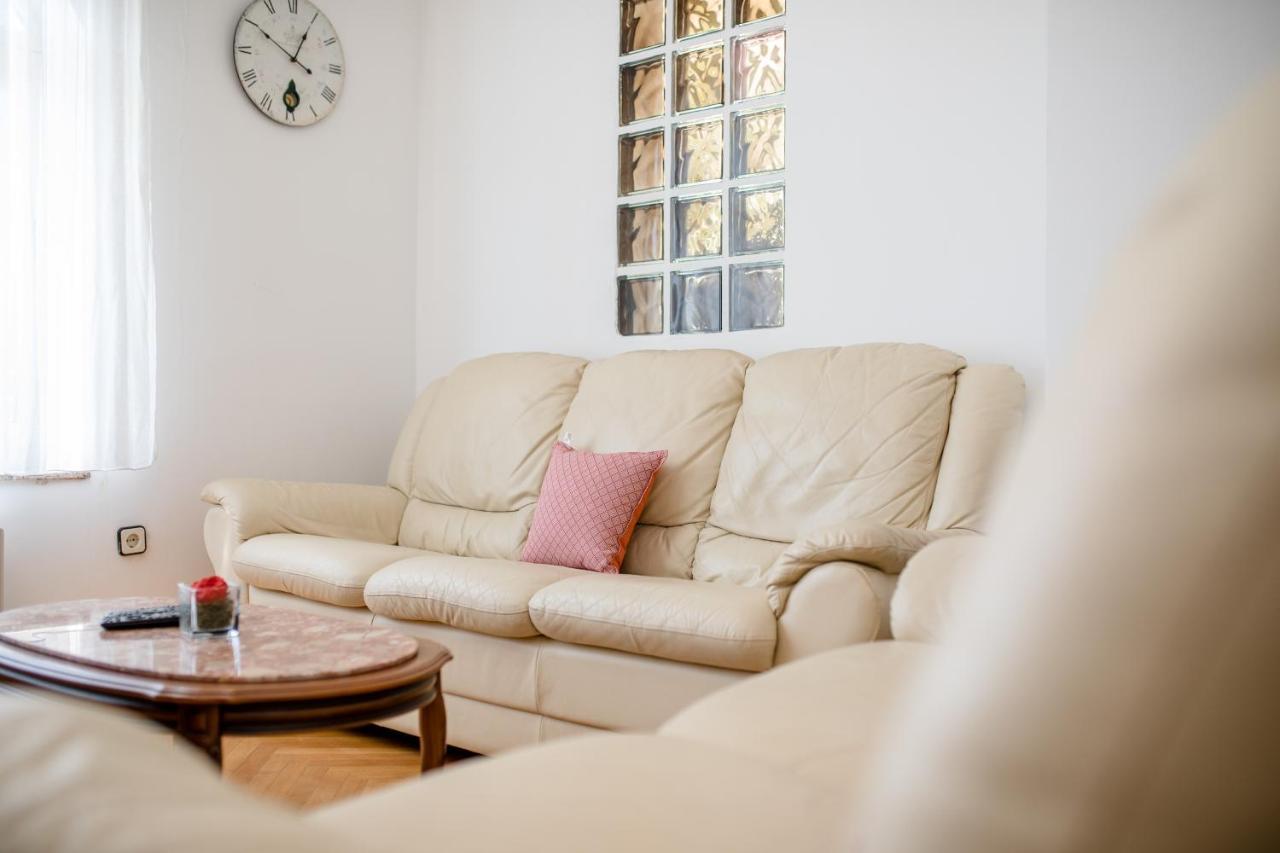 Apartments Davorka Kampor Екстериор снимка