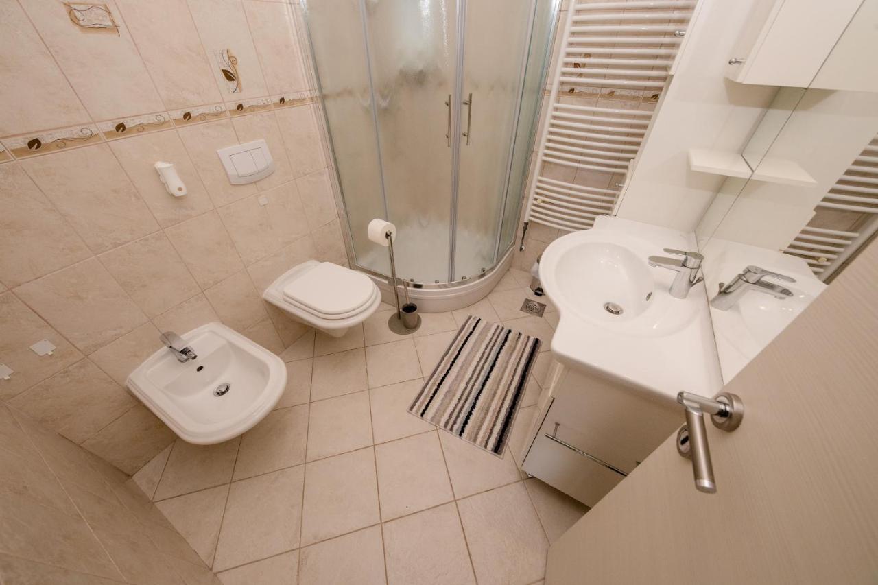 Apartments Davorka Kampor Екстериор снимка