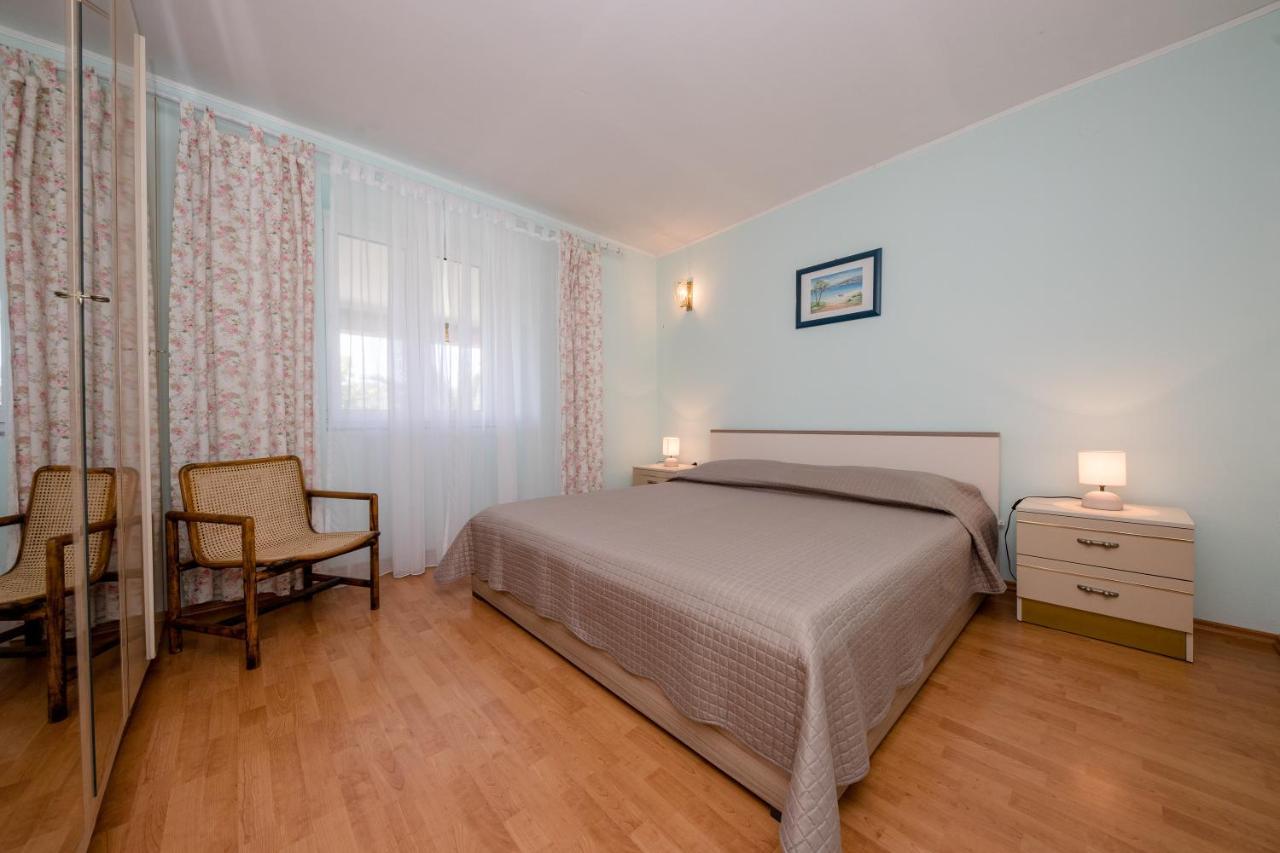 Apartments Davorka Kampor Екстериор снимка