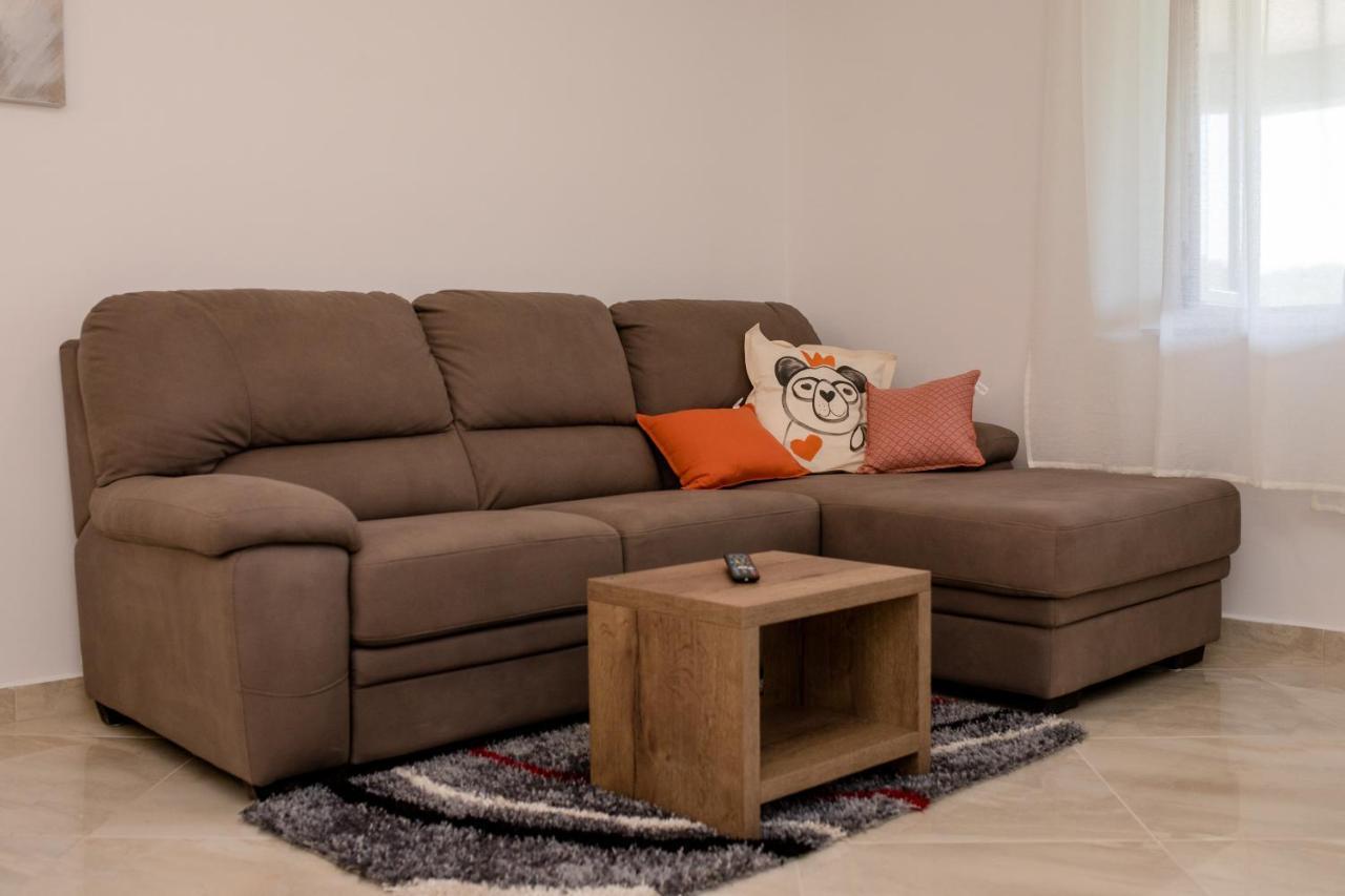 Apartments Davorka Kampor Екстериор снимка