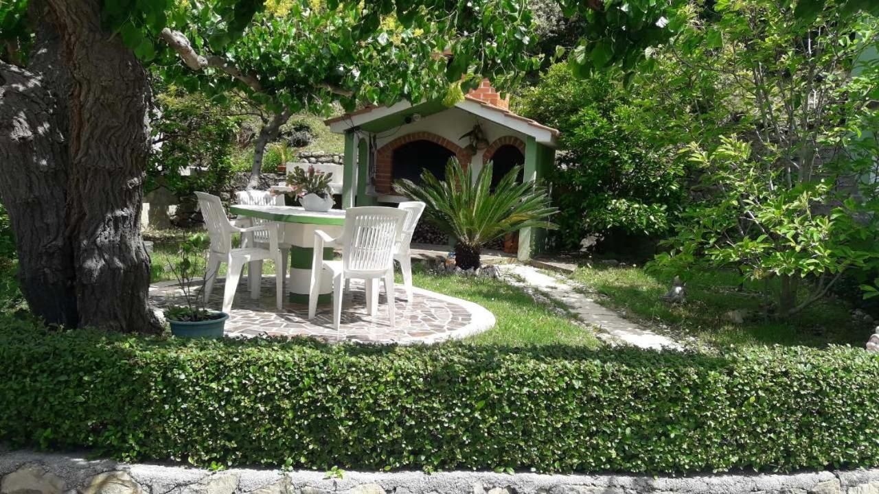 Apartments Davorka Kampor Екстериор снимка
